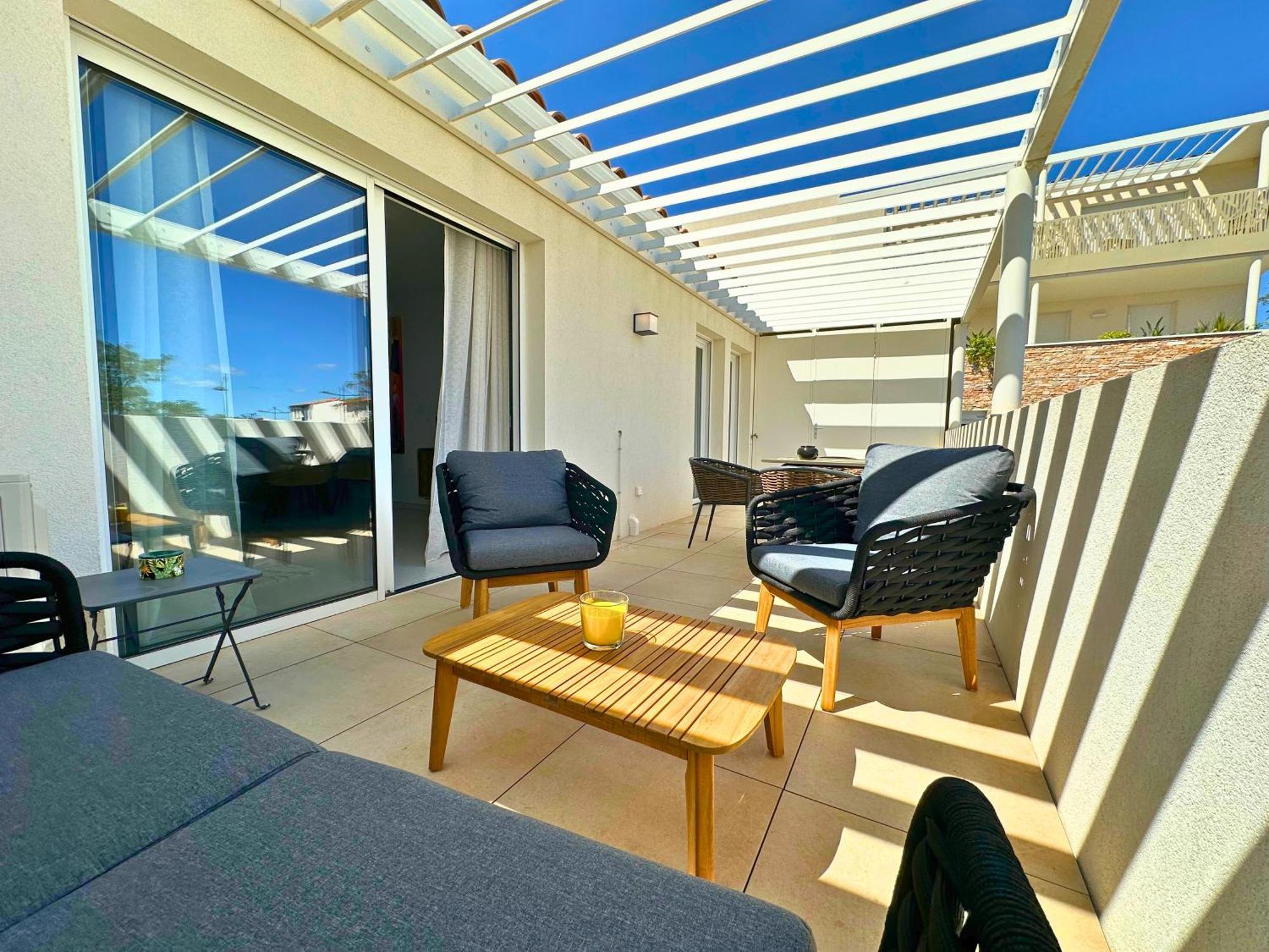 Le Square D'Evan - Appartement De Standing - Grande Terrasse Exterieure - Climatisation Saint-Aunes Kültér fotó